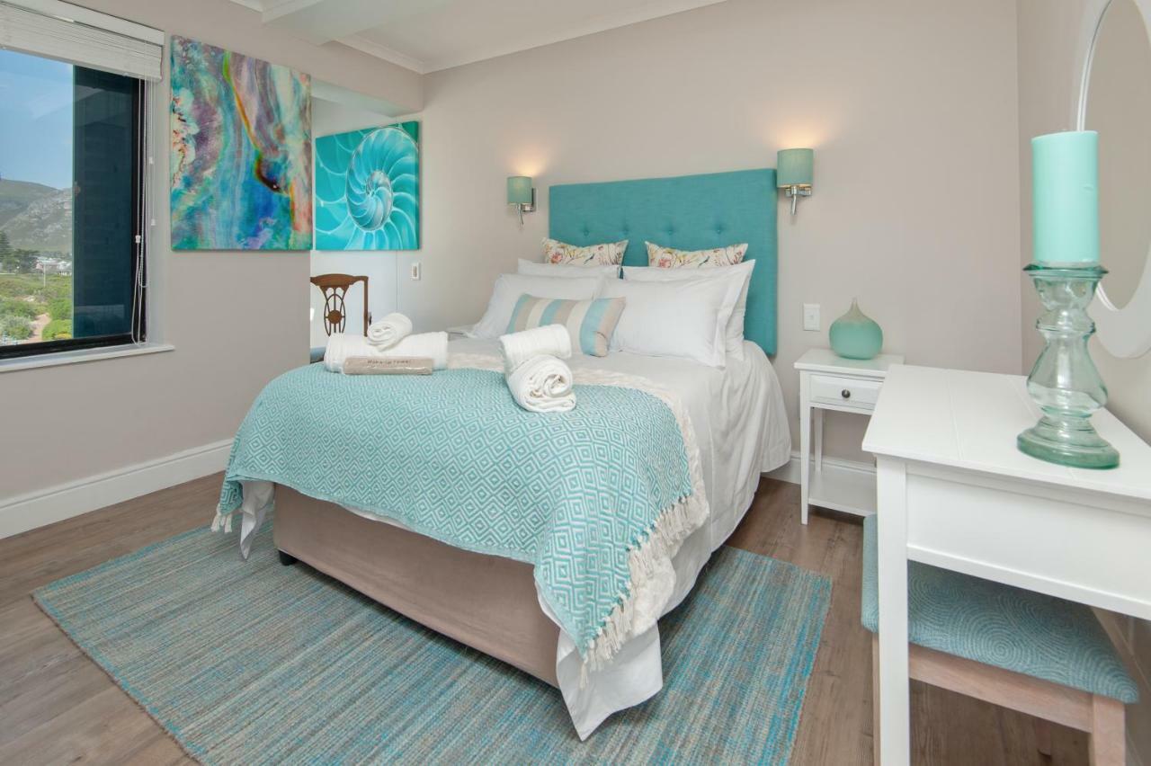 The Sun, Whales & Waves - Seafront Apartment Hermanus Eksteriør billede